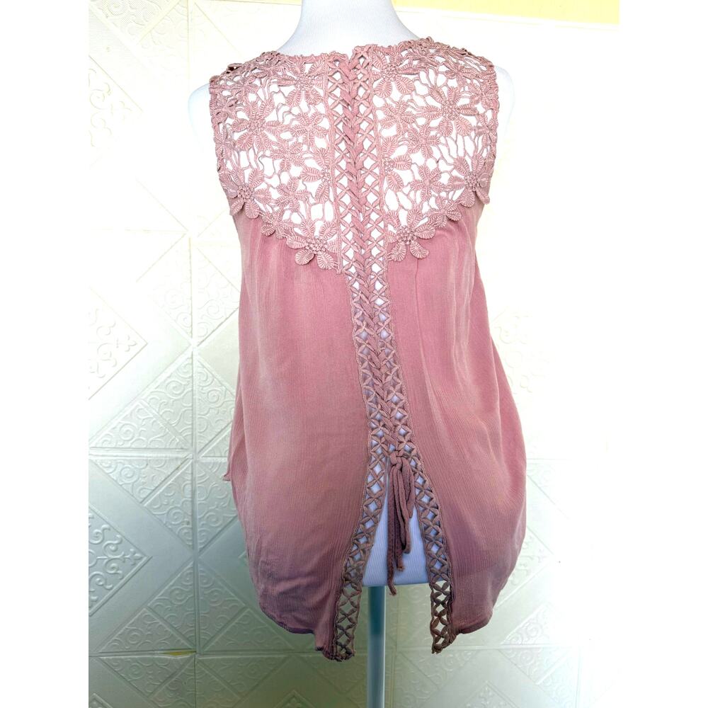 SKU2569 Vanity Women's Size Medium Rose Pink Crochet-Trim Blouse - Picture 2 of 9
